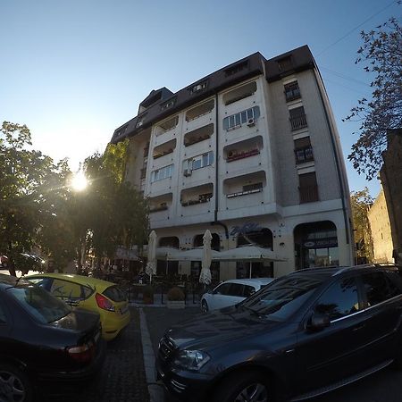 Violet Star Apartment Újvidék Kültér fotó
