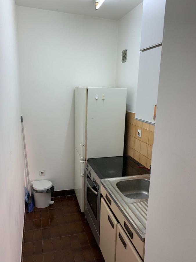 Violet Star Apartment Újvidék Kültér fotó